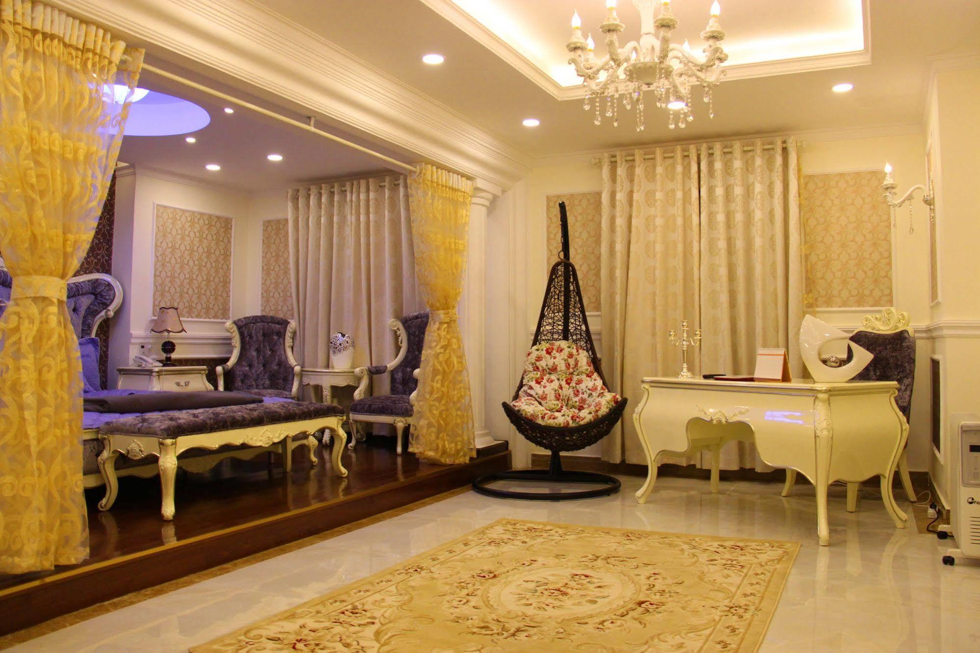 Royal Dalat Hotel Buitenkant foto