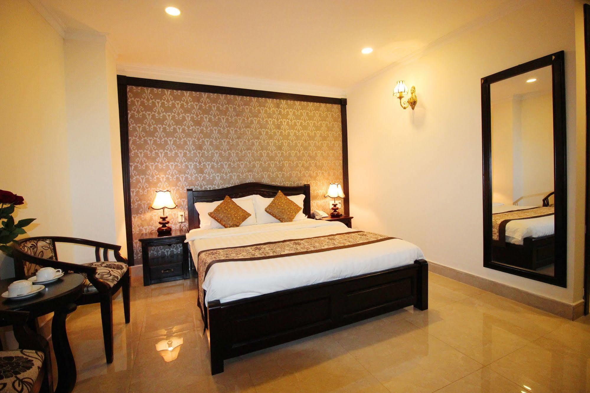 Royal Dalat Hotel Buitenkant foto